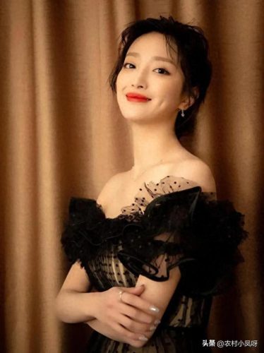 殷叶子个人资料(殷叶子写真图片)插图6