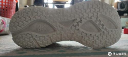 通勤跑鞋排名前十(高档跑鞋推荐)插图46