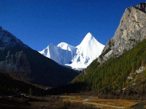 中华名山排名前十(中国四大名山)插图24