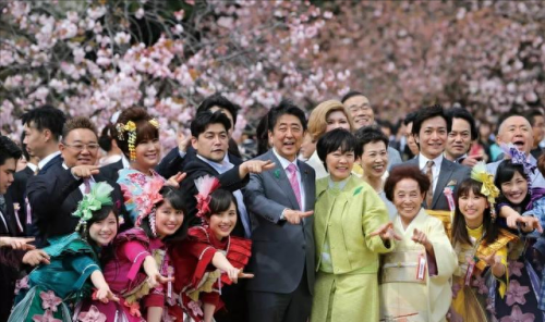 安倍晋三简介(日本现任首相是谁)插图16