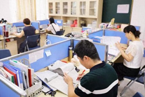福州时代中学贴吧(福州时代中学投诉事件)插图14