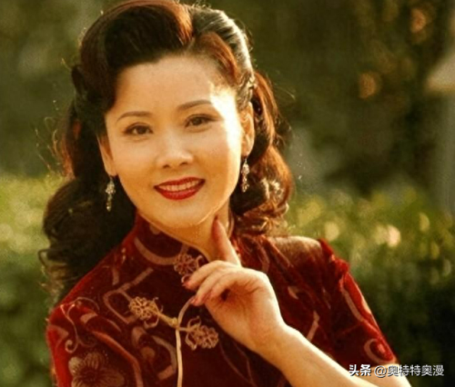 国内女王(践踏男人尊严的女王)插图5