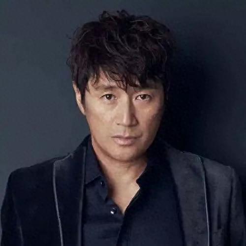排名前十的翻唱(抖音最火男版烟嗓翻唱)插图1