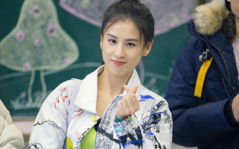 杨子家族为奶奶换头像(杨子家族族谱图)
