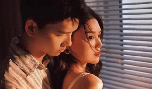 共享自己的老婆(在自己手机上看老婆跟谁聊天)插图