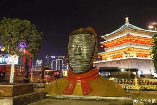西安现变脸兵马俑(西安变脸兵马俑雕像)插图
