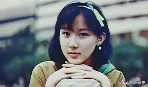 全网化妆高手排名前十(妖艳浓妆红唇化妆视频)插图49