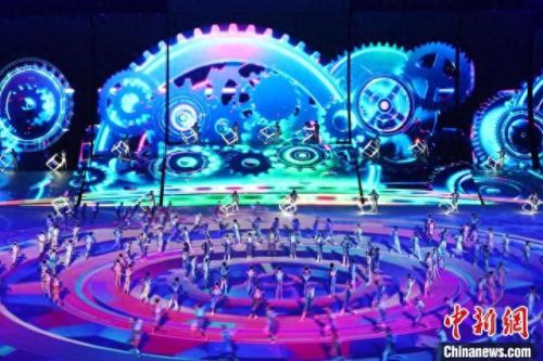 奥运点火(李宁点燃火炬尴尬不)插图4