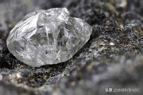 中国排名前十钻石(中国十大珠宝排名)插图3