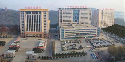 301昆明(昆明火车站2013原视频)插图7
