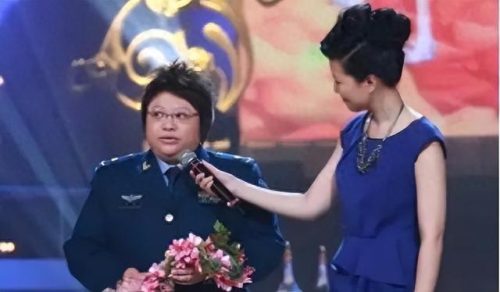 韩红管彤婚纱照(王为念和管彤的关系)插图2