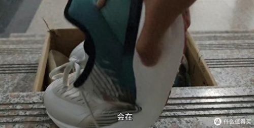 通勤跑鞋排名前十(高档跑鞋推荐)插图79