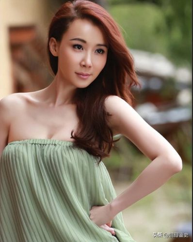 全网化妆高手排名前十(妖艳浓妆红唇化妆视频)插图40