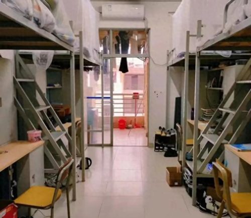 海南专科学校宿舍排名前十(海南技术学校有多少个)插图52