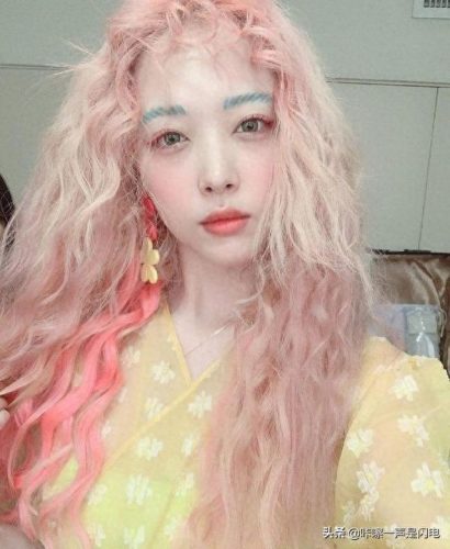 美女图片大全无内衣(b站好看的大片写真)插图6