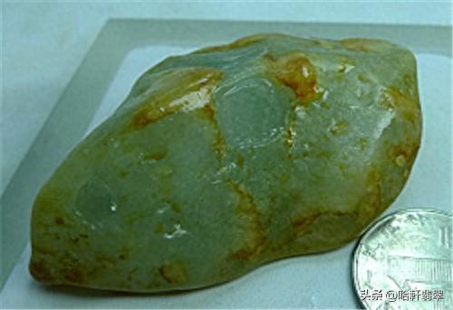 翡翠哪种料最好(3000至5000元翡翠手镯推荐)插图2