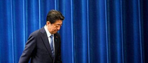 安倍晋三终于坐不住(安倍晋三网易新闻)插图
