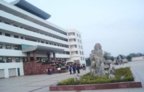 庐江县寄宿高中排名前十(庐江县前十的初中)插图5