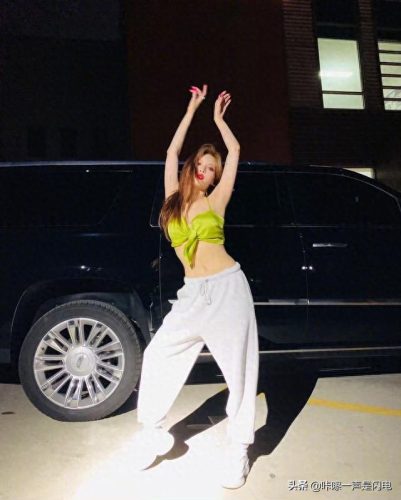 美女图片大全无内衣(b站好看的大片写真)插图20