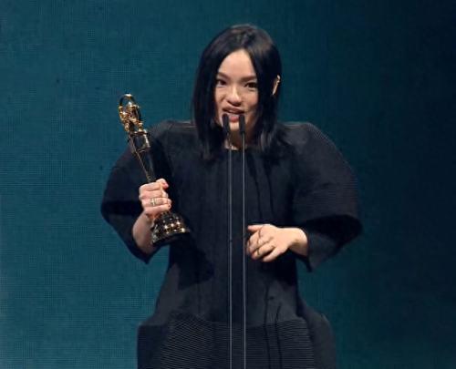 金曲奖周杰伦(周杰伦一次领10个奖)插图31