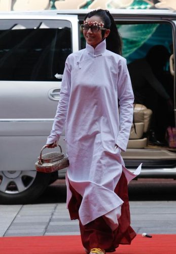 杨丽萍菜篮子(杨丽萍年轻时跳舞视频)插图5