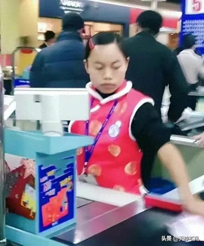 凤姐有钱么(凤姐花三亿整容嫁富二代)插图10