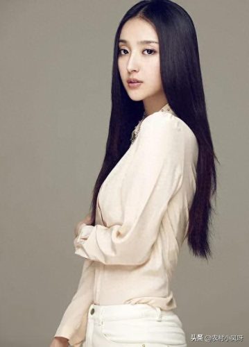 殷叶子个人资料(殷叶子写真图片)插图16