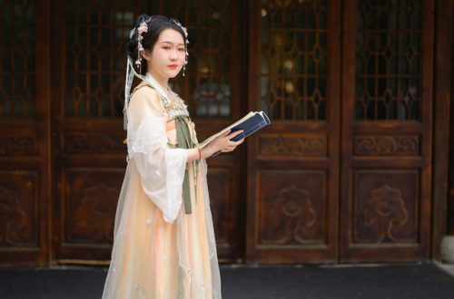 中国汉服专家排名前十(汉服排名前十)插图