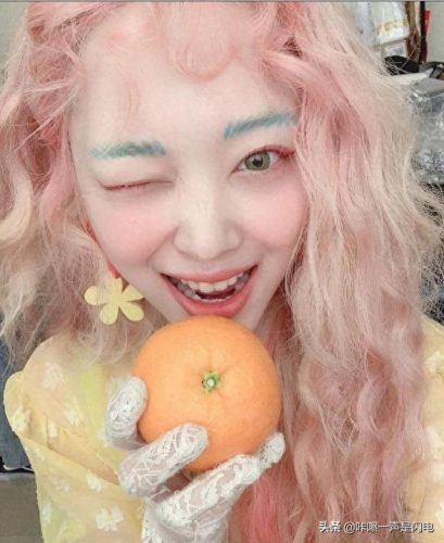 美女图片大全无内衣(b站好看的大片写真)插图5