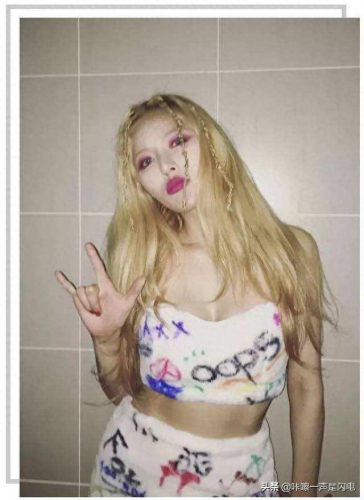 美女图片大全无内衣(b站好看的大片写真)插图21