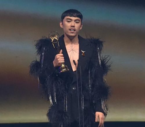 金曲奖周杰伦(周杰伦一次领10个奖)插图1