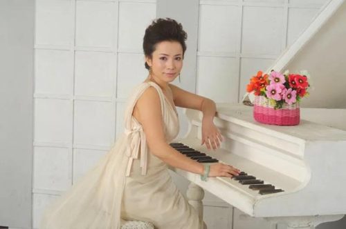 好女春华片尾曲(好女春华片头曲片尾曲)插图