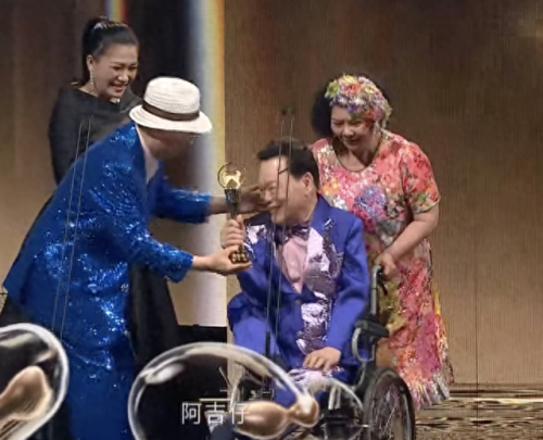 金曲奖周杰伦(周杰伦一次领10个奖)插图34