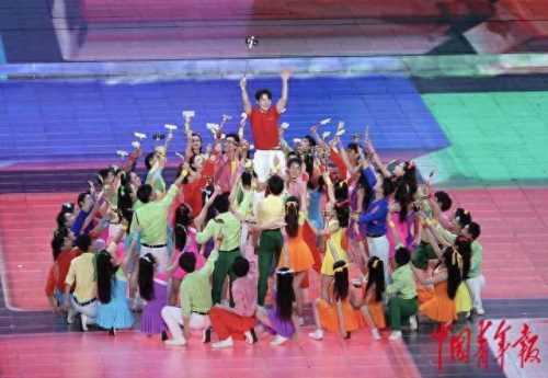 成都大运会闭幕式(大运会闭幕式没有外国运动员吗)插图3