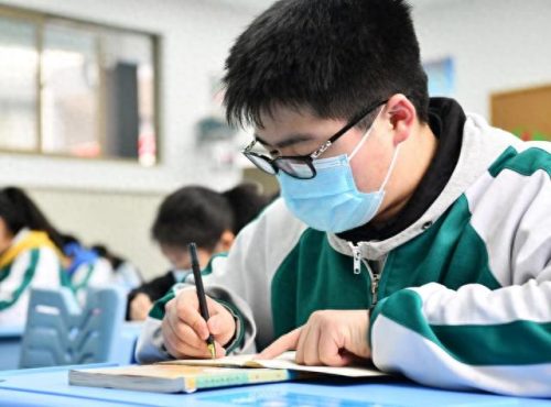 高中如何排名前十(都匀高中排名前十)插图