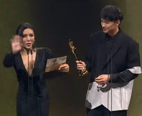 金曲奖周杰伦(周杰伦一次领10个奖)插图25