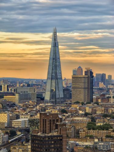 英国所有高楼排名前十(上海三大高楼都叫什么)插图5
