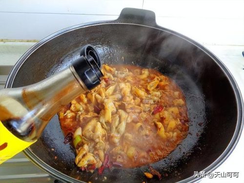 田螺肉的做法(厨师长王刚教炒田螺肉)插图9