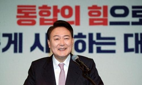 韩国黑帮叛徒排名前十(浴血黑帮第一季)插图6