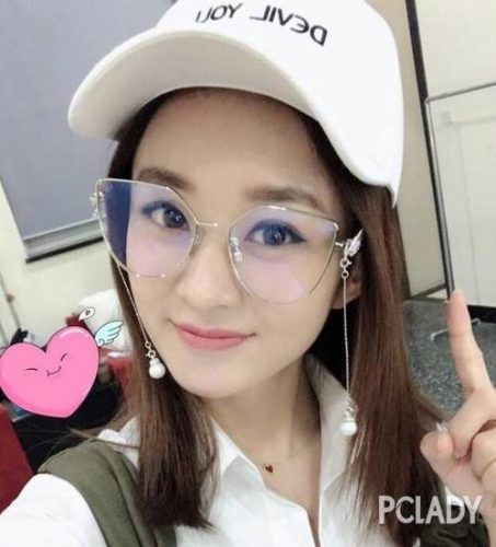 好看的镜框(眼镜框类型及图片)插图7