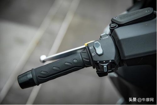 赛艇250(本田佛沙350摩托车价格)插图6
