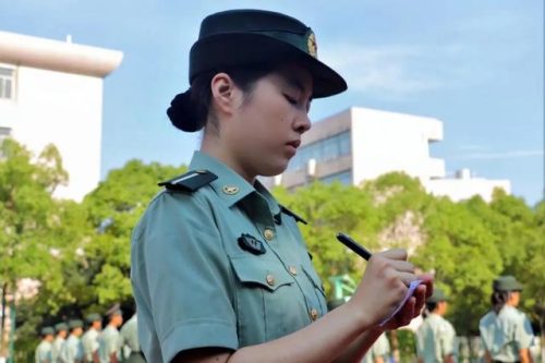 湖南工商校花排名前十(十大大学生校花排行榜)插图37