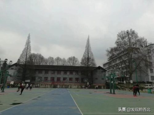 毕节学院图书馆(毕节学院图书馆可以进去不)插图2
