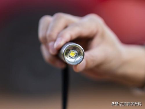强光手电什么牌子好(三大公认最好的手电筒)插图45