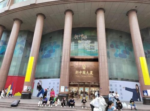 广州服装批发(广州包包批发市场)插图1