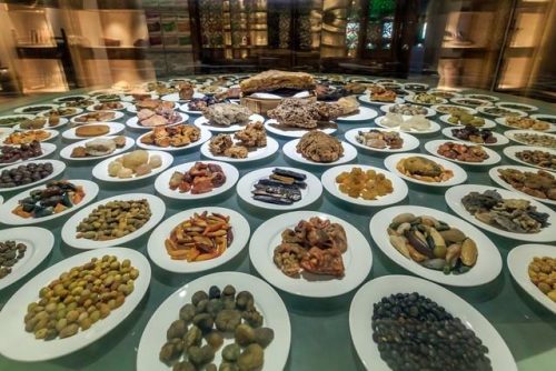 世界大牌餐桌排名前十(世界上最大的餐桌多大)插图4