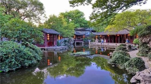 不堪卒读(什么忍卒读是哪个成语)插图1