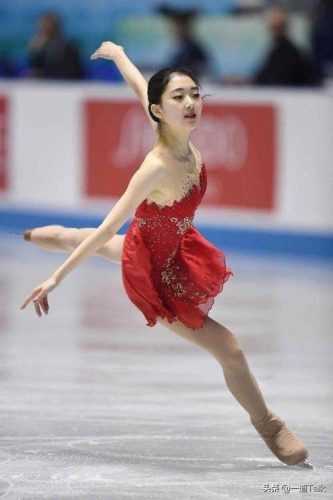 滑雪最美明星排名前十(滑雪的明星有哪些)插图22