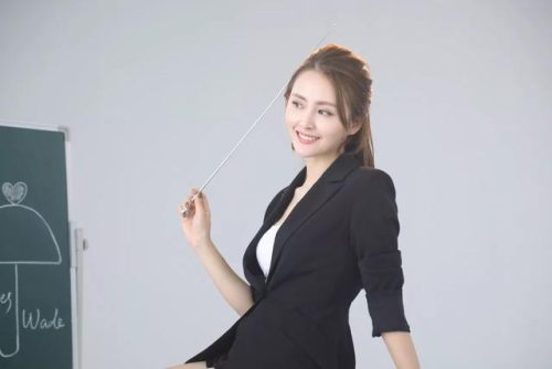 文艺范女主播排名前十(主播艺名女简单气质洋气)插图12