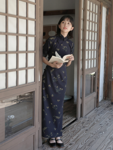 女装旗袍(旗袍女装大佬)插图